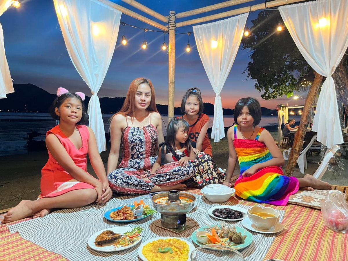 Malee Homestay Ko Por Exteriér fotografie